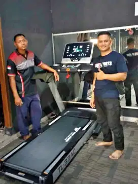 TREADMILL COMERCIAL TL 33AC SUPER BIG ALAT FITNESS GYM CENTER