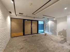 SEWA KANTOR  DI JAKARTA SELATAN KUNINGAN 91M2 PARTISI 150K NEGO