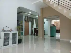 Rumah Asri Terawat Dalam Komplek Batununggal Bandung Kidul, Bandung