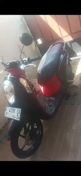 Dijual motor Scoopy bekas 2013