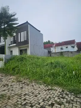 Dijual tanpa perantara  tanah SHM dalam perumahan Pearl Garden 2