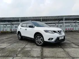Nissan Xtrail 2.5 AT. Tahun 2015. Putih. Low km. Perfect cond