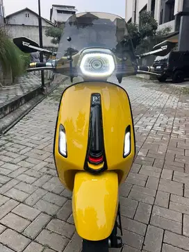 JUAL CEPAT VESPA SPRINT 2022 - ISTIMEWA