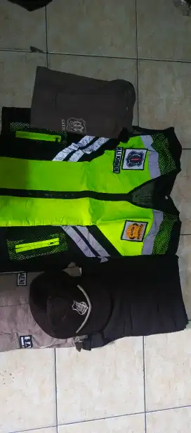 Seragam securty
