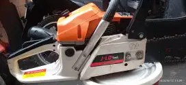 Mesin Chainsaw JDl