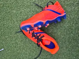 Sepatu bola kipsta