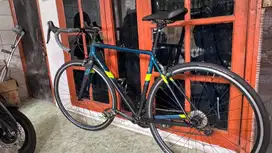 Sepeda Polygon Roadbike S4 size L Murah Original