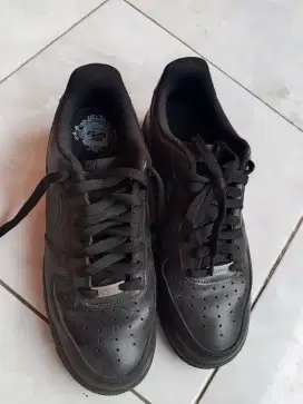 NIKE AIR FORCE 1