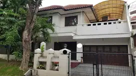 Dijual Rumah Graha Family blok AA