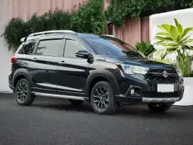 Suzuki XL7 Alpha 1.5 Hybrid AT
Tahun : 2023