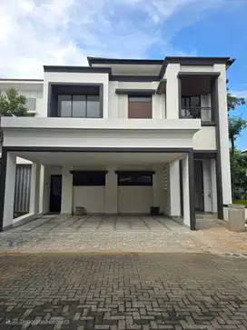 JUAL Rumah Hoek Baru dengan Mezanine di Foresta Naturale BSD