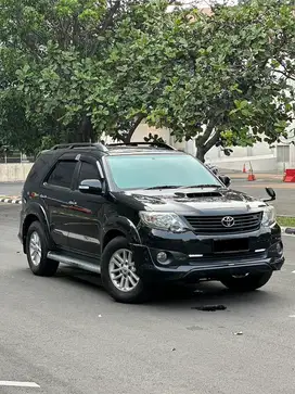 FOR SELL FORTUNER VNT TRD 2013