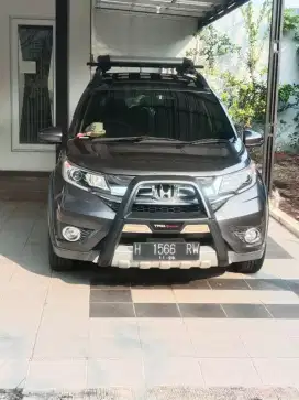 JUAL HONDA BRV E CVT MATIC 2017