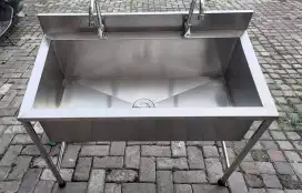Wastafel single sink 2 kran