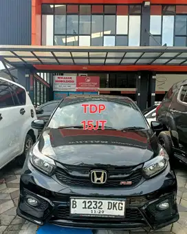 Honda Brio RS Urbanite Matic Tahun 2022 Kondisi Mulus Terawat Istimewa