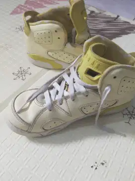 Sepatu basket jordann mulus