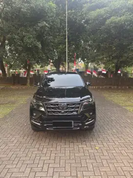 Toyota Fortuner GR 2.8 2022