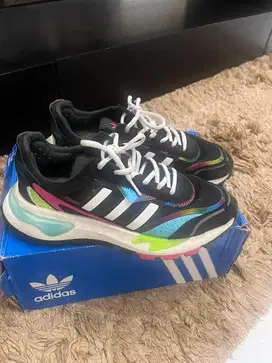 Sepatu adidas original