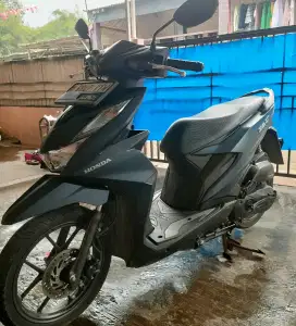 Honda Beat 2023 deluxe