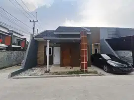Di Jual BU Rumah Siap Huni Bangunan Thn 2015 di Taman Anyelir DEPOK