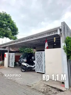 Dijual Rumah dan Workshop Strategis dekat Soto Kadipiro