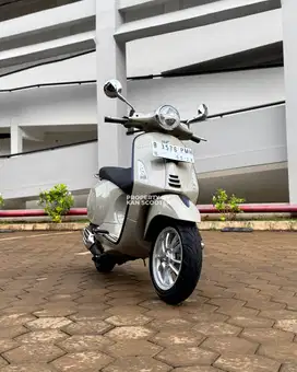 JUAL MURAH VESPA PRIMAVERA S 150 iGET ABS FACELIFT 2023 MULUS
