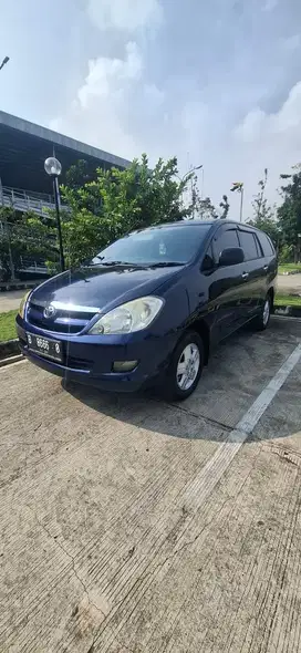 Toyota Kijang Innova 2005 Bensin