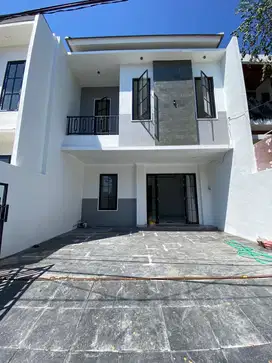 Rumah di Araya Galaxy Bumi Permai, Minimalis Modern di BOULEVARD