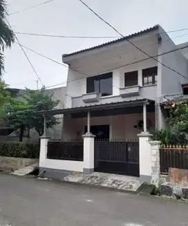 rumah 2 lantai termurah yang ada di pondok kelapa jakarta timur