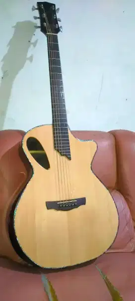 Gitar Akustik Full Solid Spruce Rosewood custom