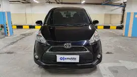 DP MURAH Toyota Sienta 1.5 V Bensin-MT 2017 Hitam CSMHB