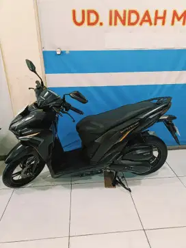 Like new HONDA VARIO 125 2023 ESP CBS ISS EXCLSV KEYLLES REMOT
