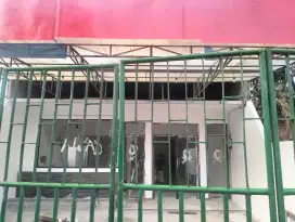 Karyawan Restoran Padang