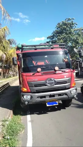 DI JUAL CEPAT Hino FG 235 JP 2020 – SUPER MULUS, Siap Kerja