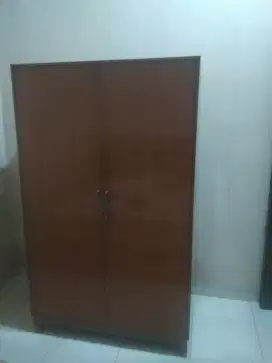 Lemari kayu jati