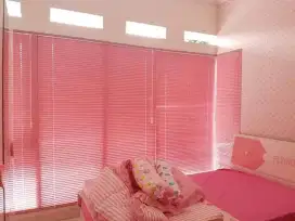Tirai jendela horizontal blind