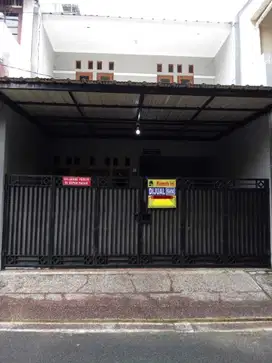 DIJUAL RUMAH SIAP HUNI LOKASI STRATEGIS DI PANCORAN
