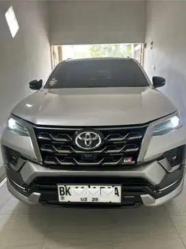 TOYOTA FORTUNER 2.8 GR SPORT A/T 2022 DIESEL
