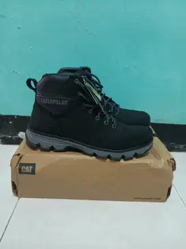 SEPATU CATERPILLAR SZ 43 BARU JATAH KANTOR