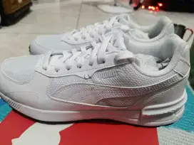 Dijual sepatu puma original, belum terjamah karena salah ukuran saja