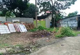 Tanah pinggir jalan lenteng agung arah Depok 1000mtr 135jt/tahun