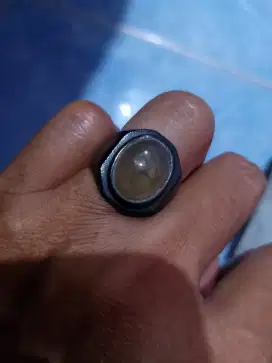 Batu sereh sakral asli natural mewah ring titanium 7/8