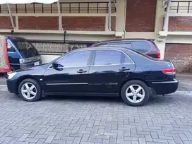 Honda Accord Plat AB Hitam Manual Siap Pakai