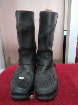 Sepatu_Second Size 43