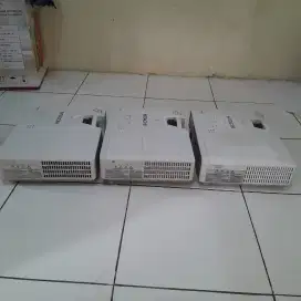 Proyektor hitachi