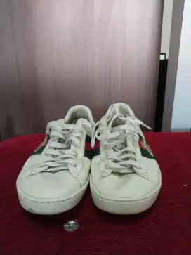 Sepatu_Second Size 42