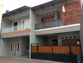 Rumah Minimalis Lokasi Strategis di Bintara