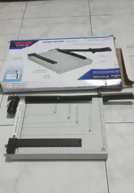 Paper Cutter / Pemotong / Alat Potong Kertas