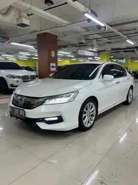 Honda Accord 2016 Bensin