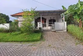 PERUM READY KOTA DAMAI, JL. CEMARA V NO 26, BANYUURIP, KEDAMEAN GRESIK